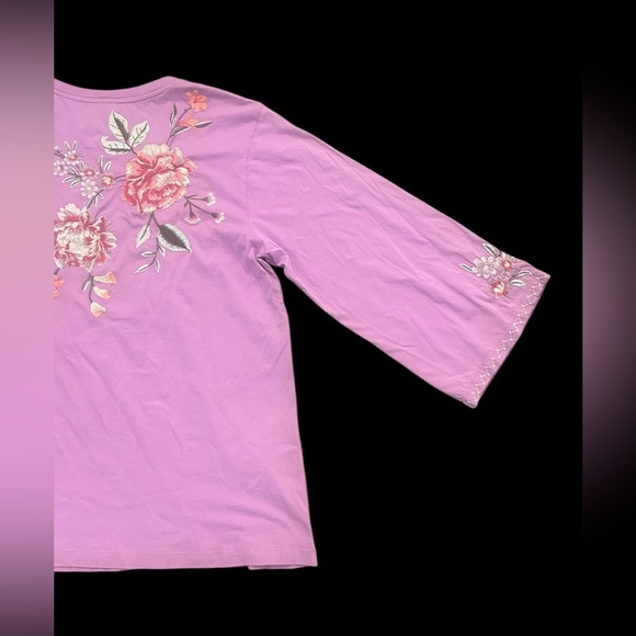 Johnny Was Vienna Kimono Sleeve T-Shirt - Picture 6 of 8